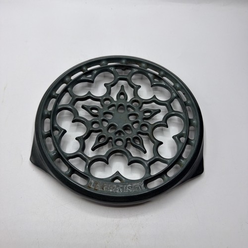 Creuset trivet cast iron - creuset,