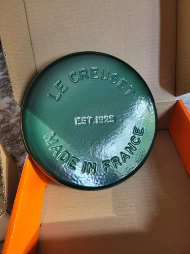 Creuset enameled cast - creuset,