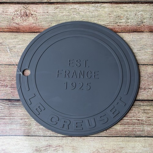 Creuset silicone trivet - le,
