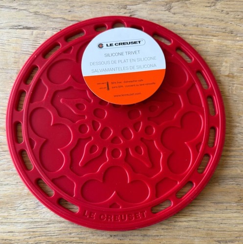 Creuset 8in round - 8in, silicone