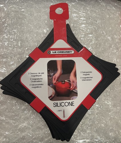 Creuset magnetic trivets - le,