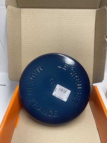 Creuset signature cast iron - signature,
