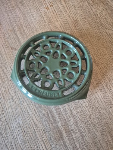 Super creuset cast - le,