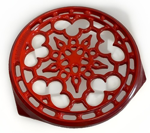 Creuset round trivet - creuset,