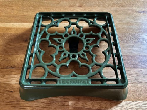 Creuset trivet cast iron - trivet,