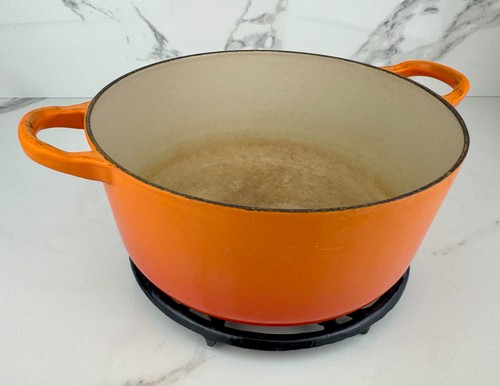 Creuset cast iron round - le,