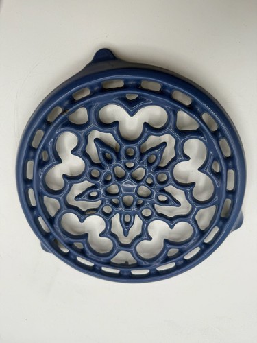 Creuset enameled cast - enameled, iron