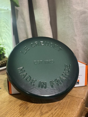 Creuset enameled cast iron - creuset,